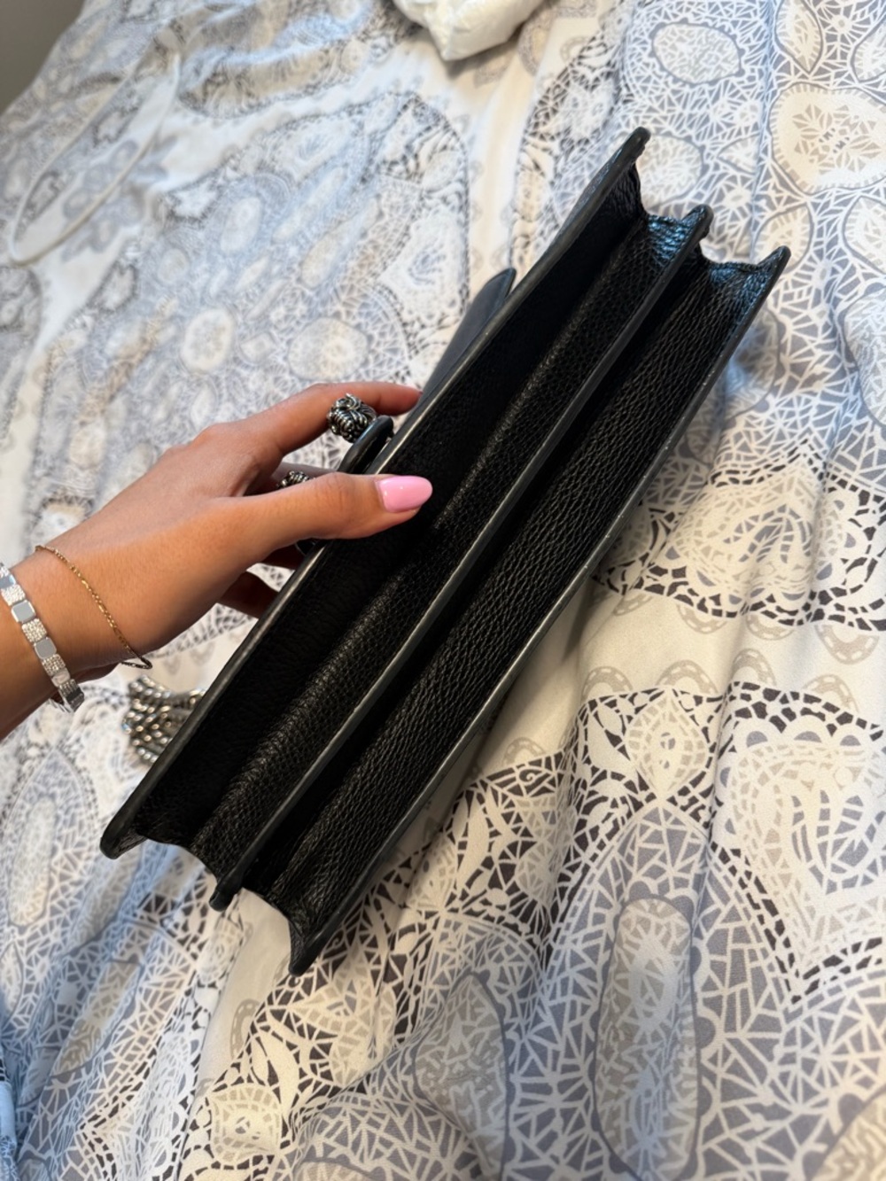 GUCCI LEATHER DIONYSUS CRYSTAL EMBELLISHED BAG - Picture 4 of 10